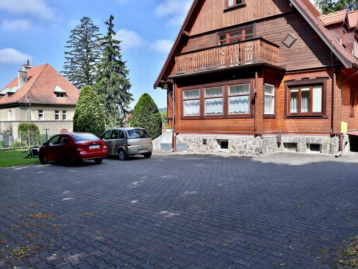Pokoje Goscinne Zlota Palma Ladek-Zdroj Exterior photo