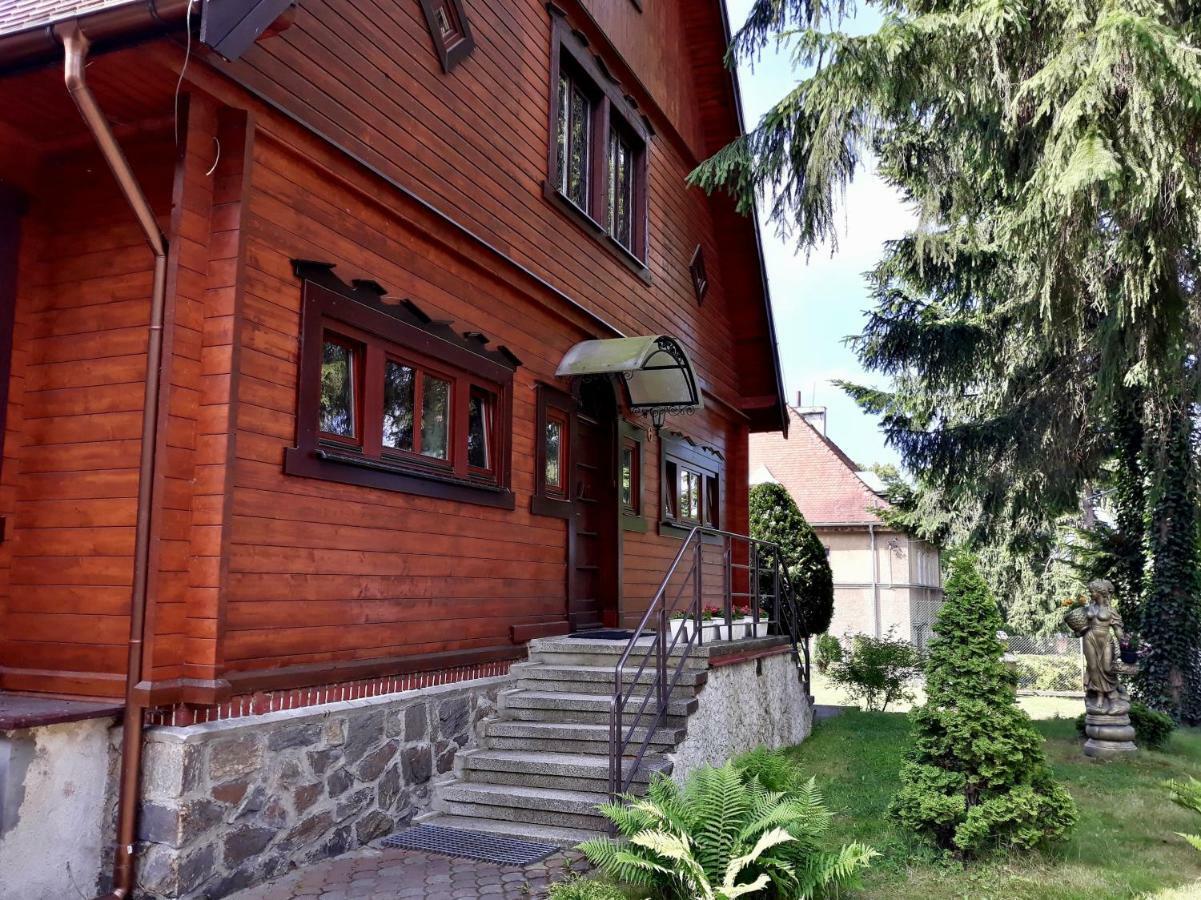 Pokoje Goscinne Zlota Palma Ladek-Zdroj Exterior photo